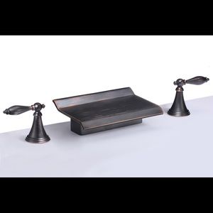 8” centerset waterfall faucet
